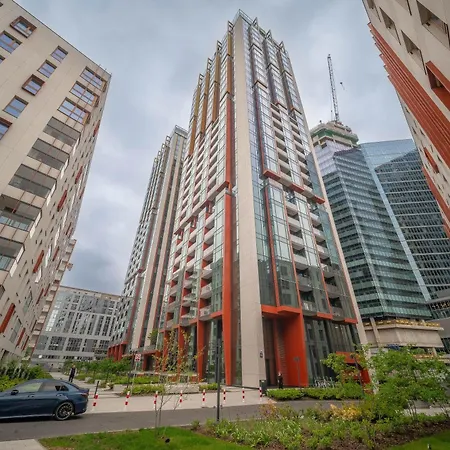 Towarowa Towers Luxury Apartament, Free Parking *