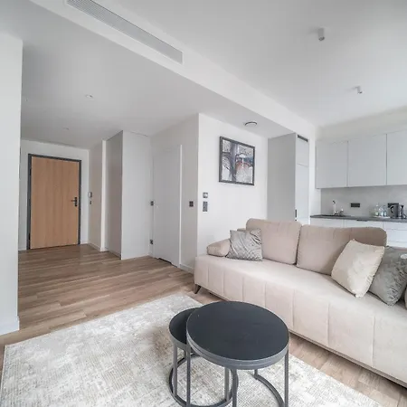 Towarowa Towers Luxury Apartament, Free Parking Apartament