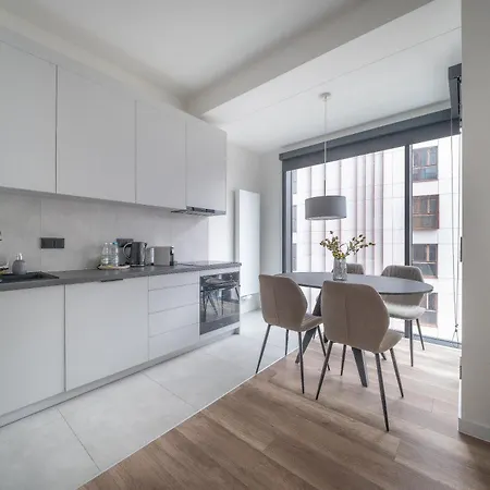 Towarowa Towers Luxury Apartament, Free Parking Apartament