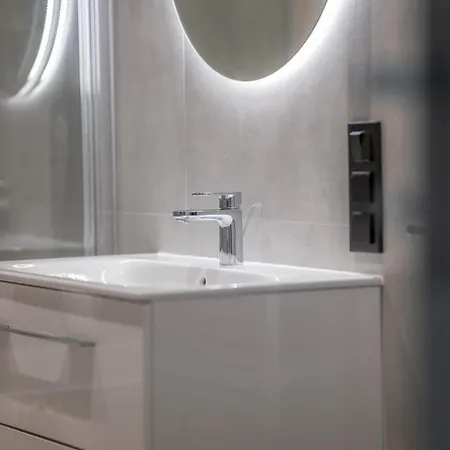 Towarowa Towers Luxury Apartament, Free Parking Apartament Warszawa