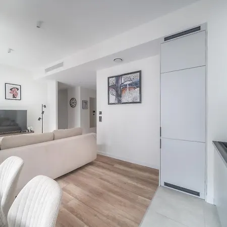 Apartament Towarowa Towers Luxury Apartament, Free Parking